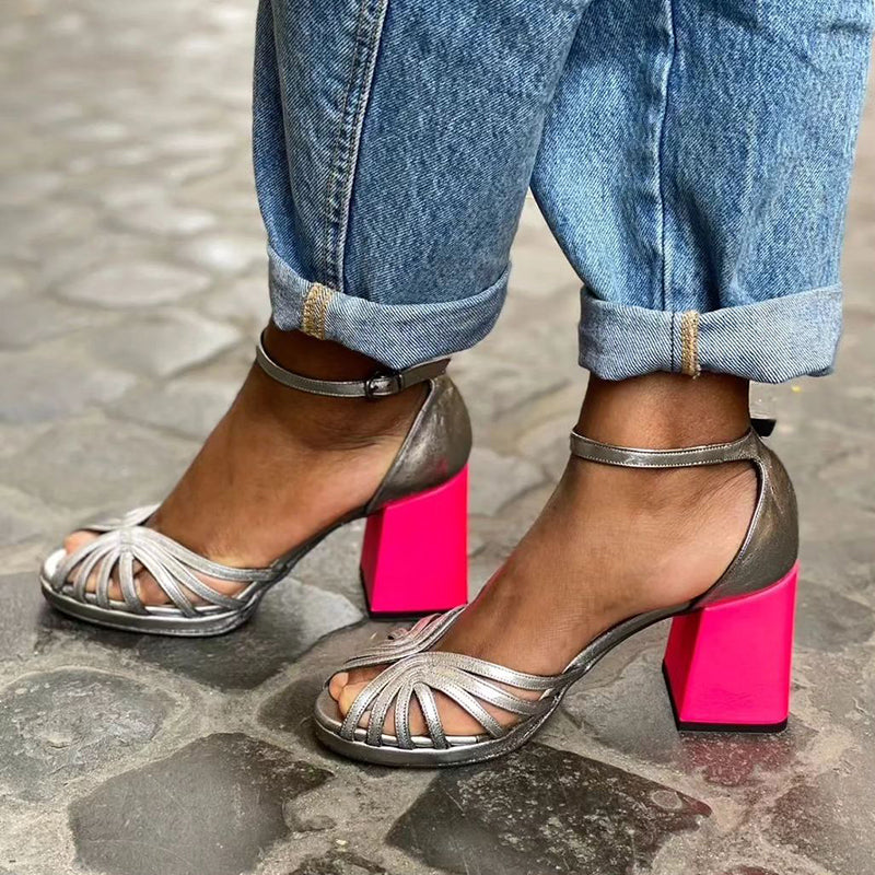 Naelle™ | Shiny sandals with a chunky heel and elegant buckle